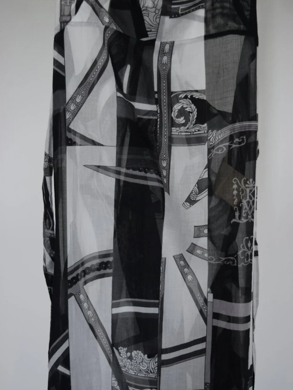 Hermes "Berlines Bayadere" Beach Dress - Picture 6 of 15